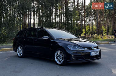 Універсал Volkswagen Golf 2019 в Ірпені