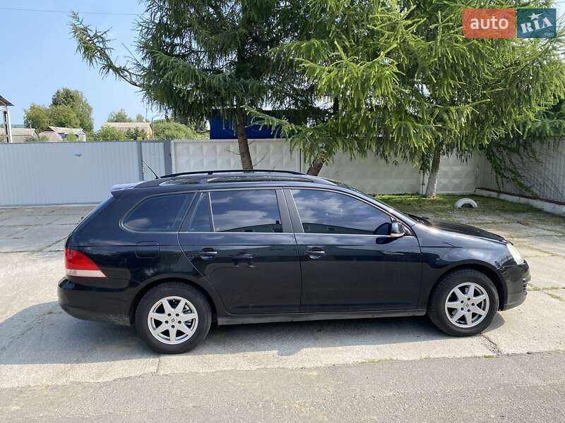 Универсал Volkswagen Golf 2008 в Софиевской Борщаговке