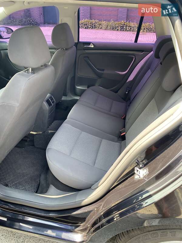 Универсал Volkswagen Golf 2008 в Софиевской Борщаговке