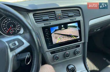 Хетчбек Volkswagen Golf 2015 в Дніпрі