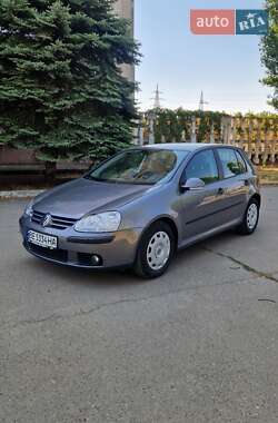 Хетчбек Volkswagen Golf 2004 в Миколаєві