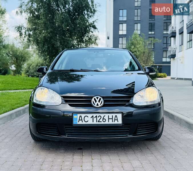 Volkswagen Golf 2004