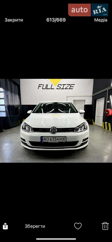 Хетчбек Volkswagen Golf 2014 в Мукачевому