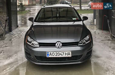 Універсал Volkswagen Golf 2016 в Ужгороді