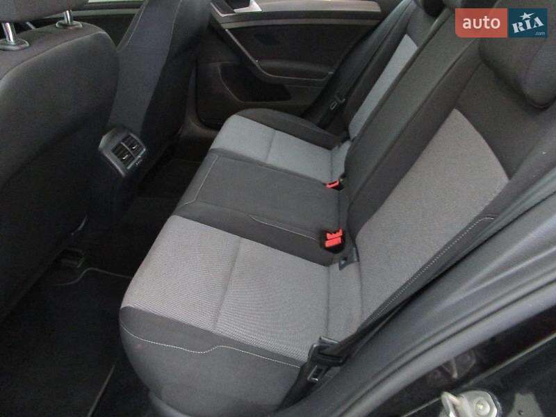 Універсал Volkswagen Golf 2014 в Бучачі