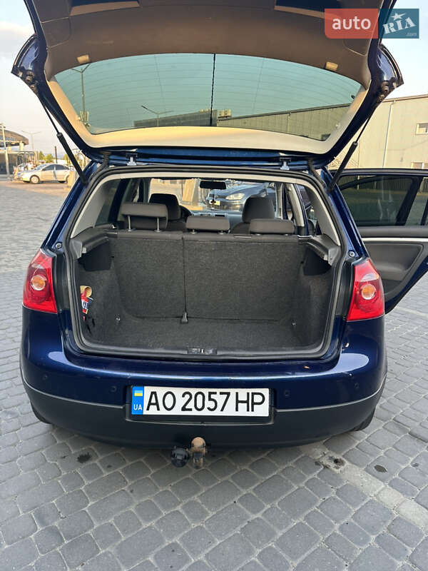Хетчбек Volkswagen Golf 2007 в Мукачевому