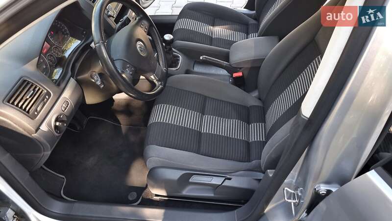 Хетчбек Volkswagen Golf 2008 в Подільську