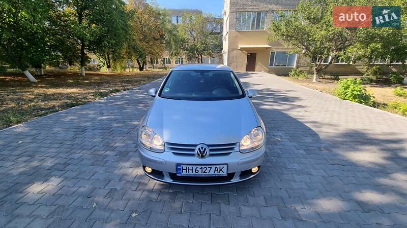 Хетчбек Volkswagen Golf 2008 в Подільську