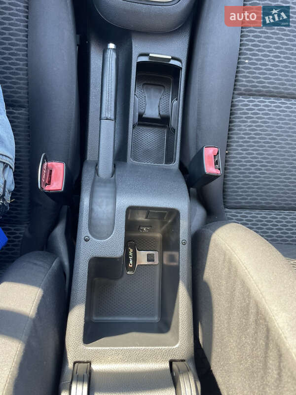 Хэтчбек Volkswagen Golf 2010 в Одессе