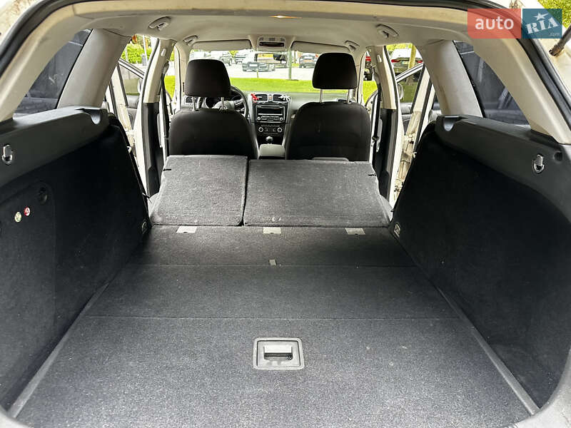 Универсал Volkswagen Golf 2011 в Днепре