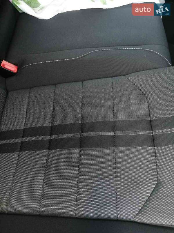 Универсал Volkswagen Golf 2014 в Коростене