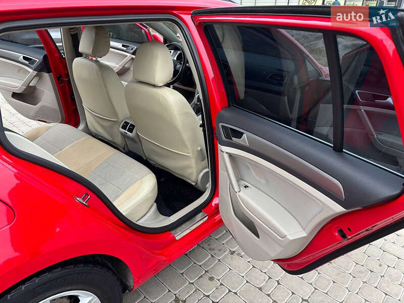 Універсал Volkswagen Golf 2015 в Білій Церкві