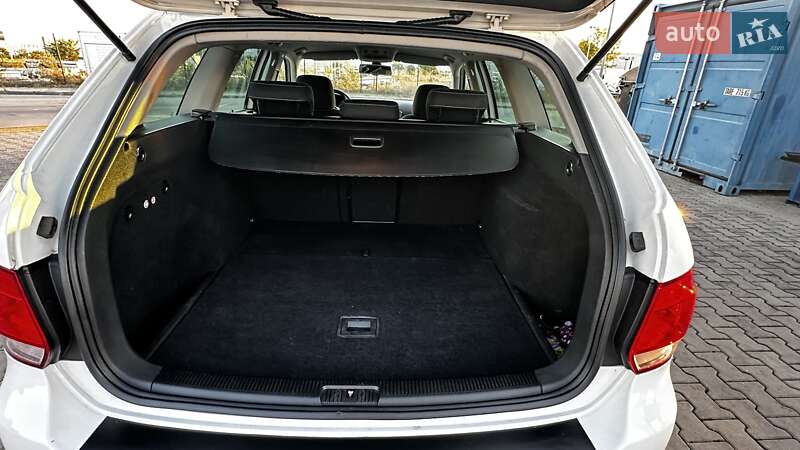 Універсал Volkswagen Golf 2012 в Ржавинцях