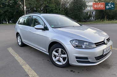 Универсал Volkswagen Golf 2015 в Конотопе