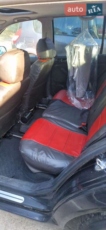 Хэтчбек Volkswagen Golf 2001 в Львове фото 2 Хэтчбек Volkswagen Golf 2001 в Львове