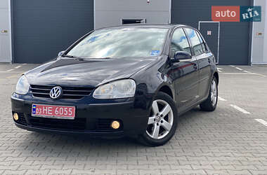 Хэтчбек Volkswagen Golf 2007 в Нововолынске