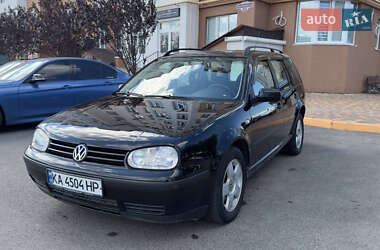 Универсал Volkswagen Golf 2003 в Киеве