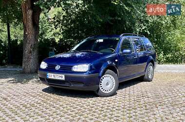 Универсал Volkswagen Golf 2002 в Харькове