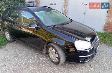 Универсал Volkswagen Golf 2009 в Черновцах