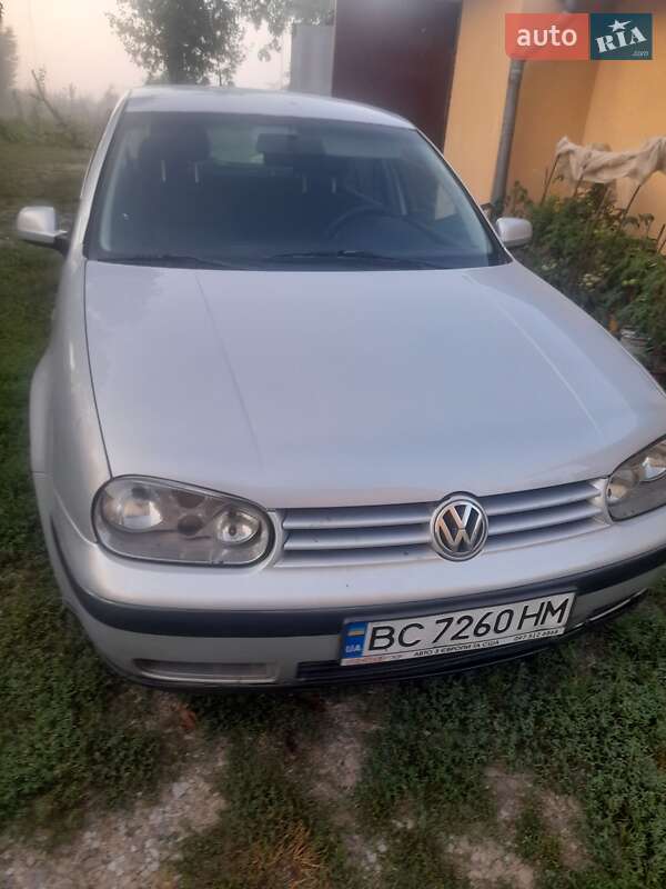 Volkswagen Golf 1998