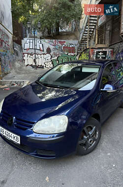 Хетчбек Volkswagen Golf 2004 в Одесі
