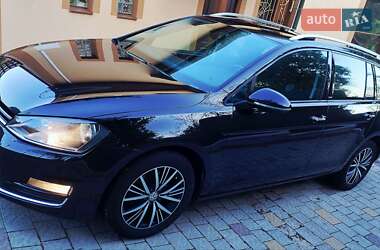 Універсал Volkswagen Golf 2016 в Ужгороді