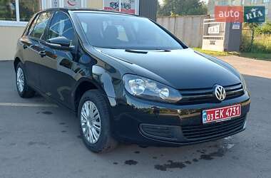 Хетчбек Volkswagen Golf 2009 в Конотопі
