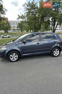 Хетчбек Volkswagen Golf 2007 в Києві