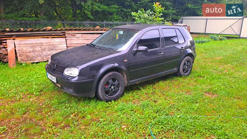 Volkswagen Golf 2000