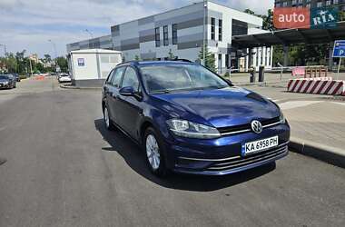 Універсал Volkswagen Golf 2017 в Києві