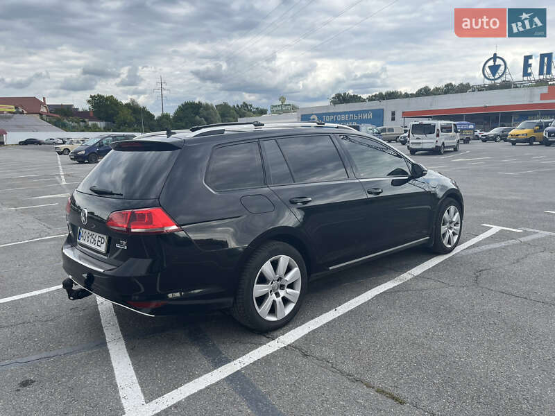 Универсал Volkswagen Golf 2016 в Ужгороде