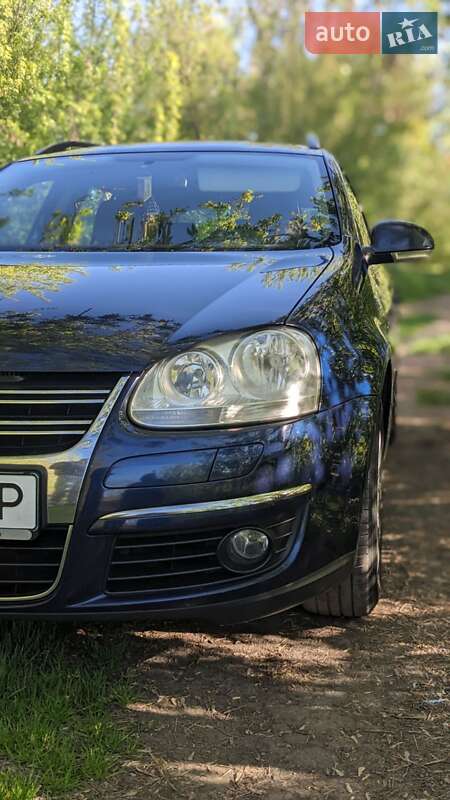 Универсал Volkswagen Golf 2007 в Ровно