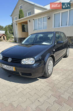 Хетчбек Volkswagen Golf 2001 в Дунаївцях