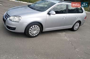 Универсал Volkswagen Golf 2008 в Бобрке