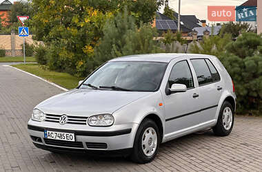 Хетчбек Volkswagen Golf 1998 в Рівному