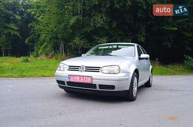 Хэтчбек Volkswagen Golf 2001 в Красилове