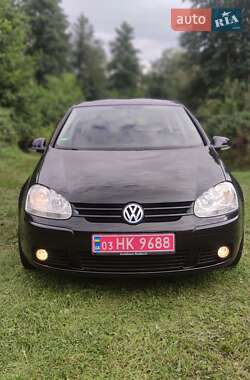 Хэтчбек Volkswagen Golf 2007 в Змиеве
