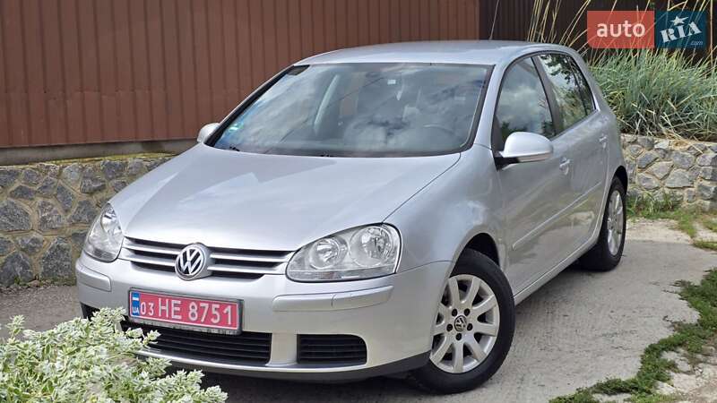 Хэтчбек Volkswagen Golf 2006 в Полтаве
