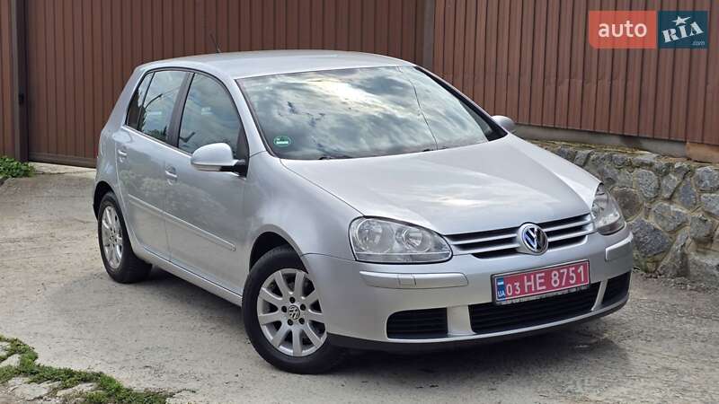 Хэтчбек Volkswagen Golf 2006 в Полтаве