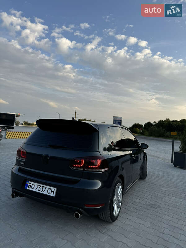 Хетчбек Volkswagen Golf 2012 в Тернополі