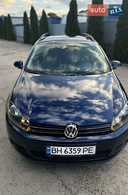 Універсал Volkswagen Golf 2012 в Подільську