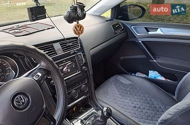Универсал Volkswagen Golf 2016 в Киеве