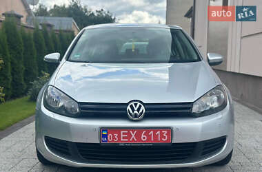 Хетчбек Volkswagen Golf 2008 в Києві