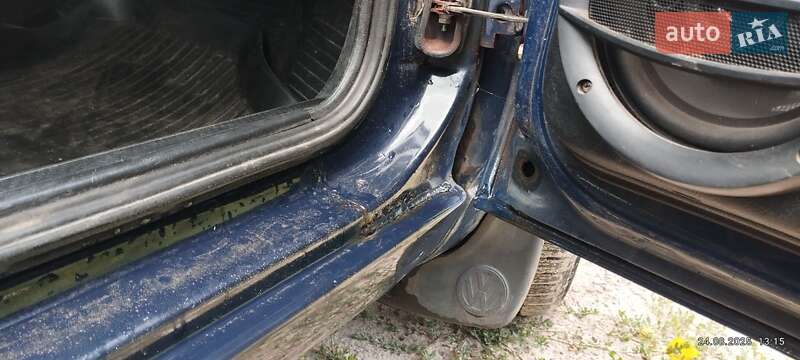 Хетчбек Volkswagen Golf 1994 в Чернігові