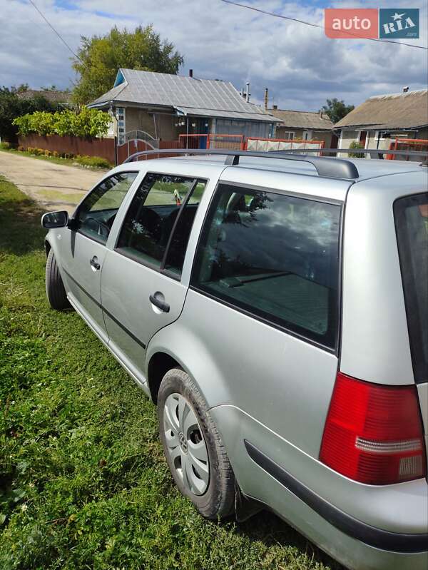 Універсал Volkswagen Golf 2005 в Теофіполі