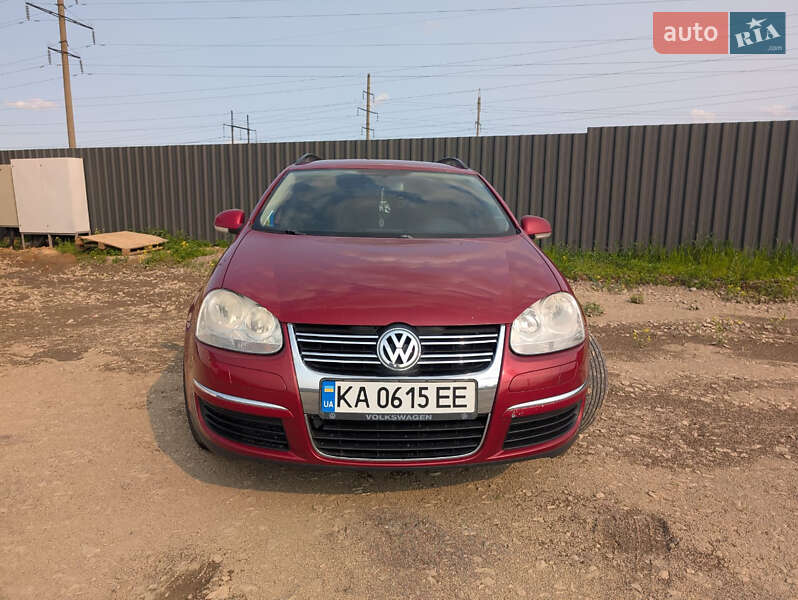 Универсал Volkswagen Golf 2007 в Киеве