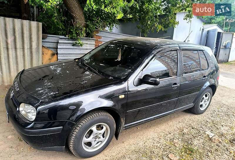 Хетчбек Volkswagen Golf 1998 в Харкові