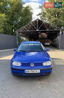 Универсал Volkswagen Golf 2000 в Бершади
