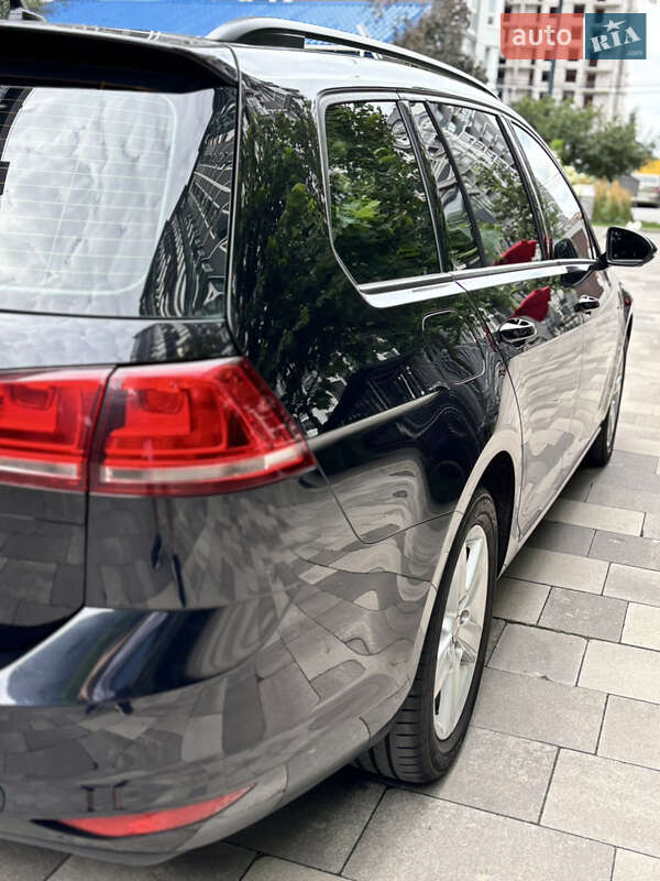 Универсал Volkswagen Golf 2016 в Буче
