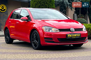 Хетчбек Volkswagen Golf 2017 в Львові